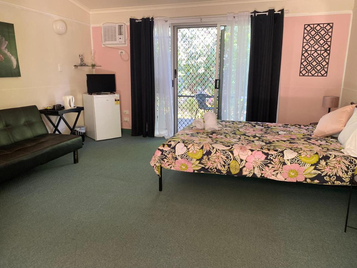 Colonial Village Resort Hervey Bay Exterior foto