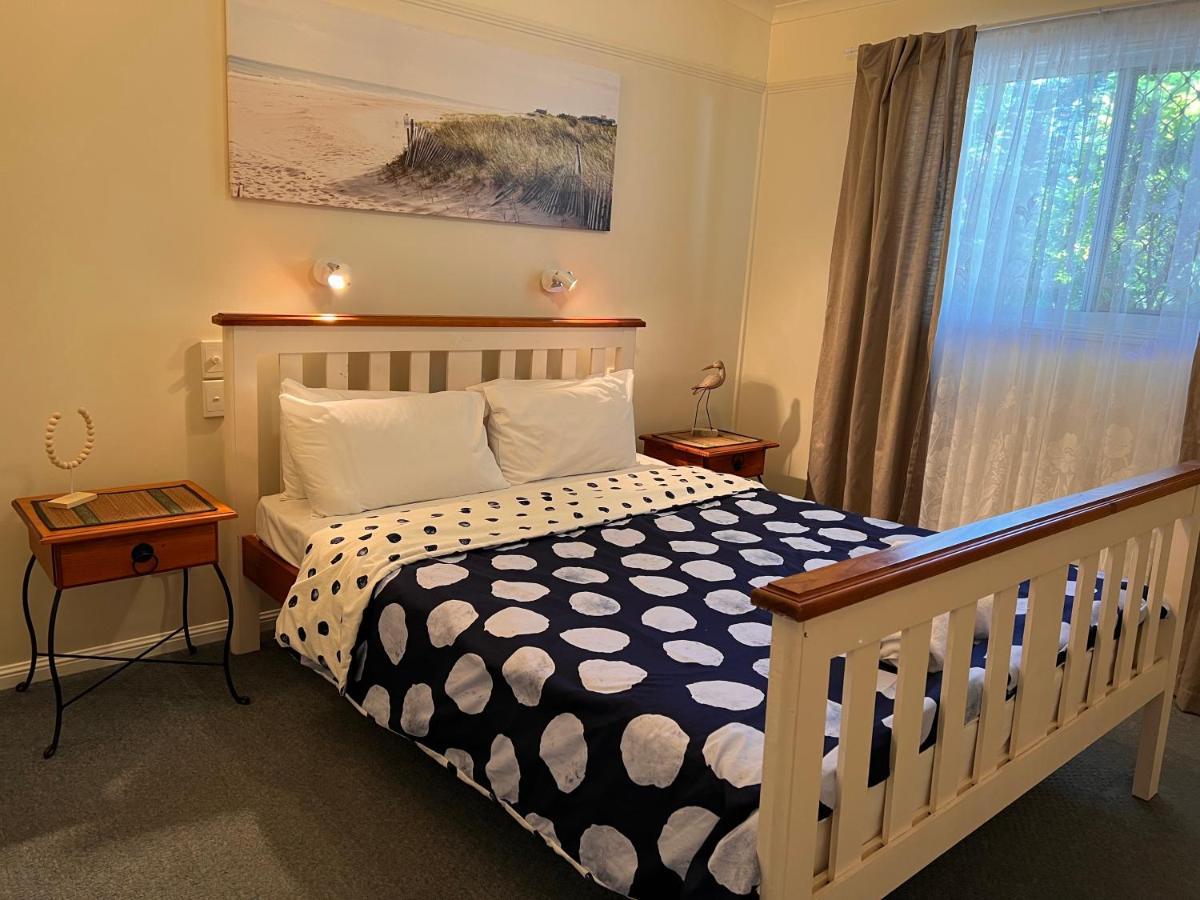 Colonial Village Resort Hervey Bay Exterior foto