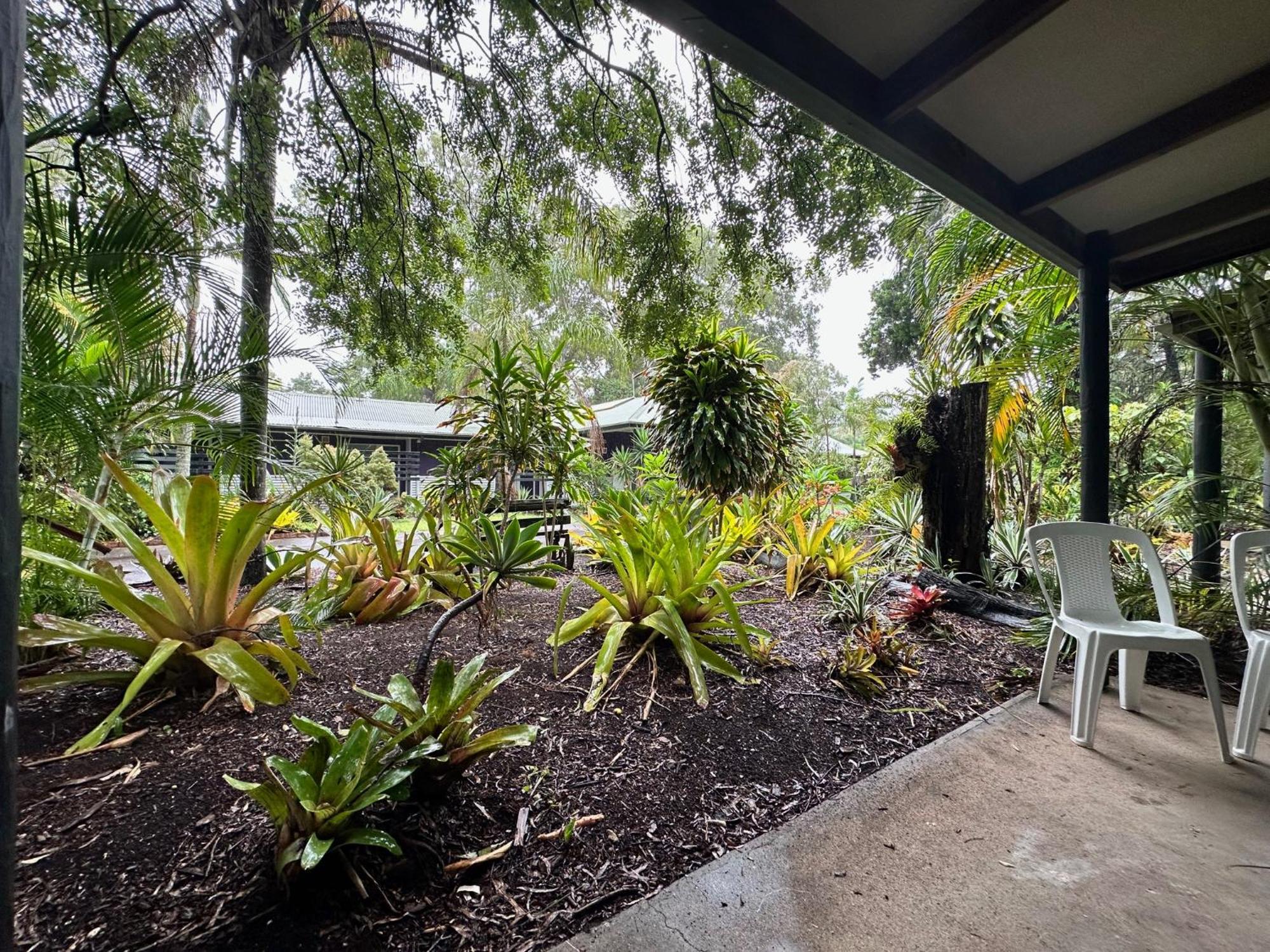 Colonial Village Resort Hervey Bay Exterior foto